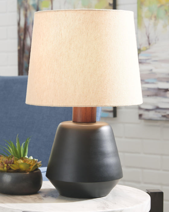 Ancel - Metal Table Lamp (1/cn)