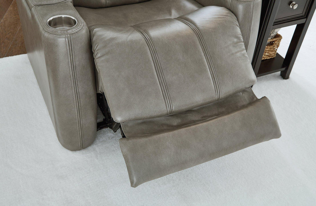 Benndale Gray Power Recliner