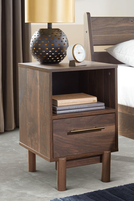 Calverson - One Drawer Night Stand