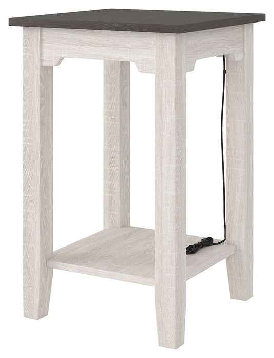 Dorrinson - Chair Side End Table