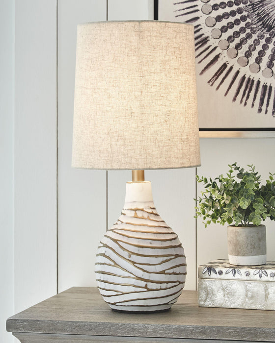 Aleela - Metal Table Lamp (1/cn)