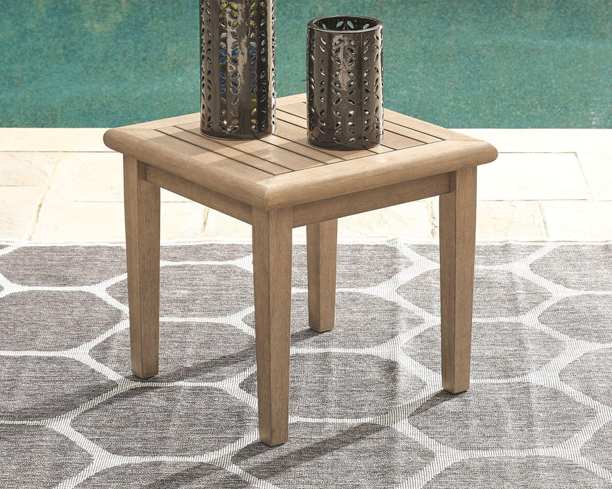 Gerianne - Square End Table