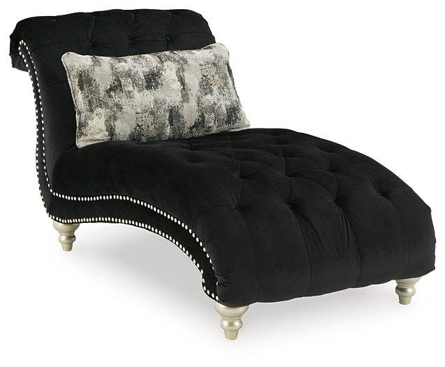 Harriotte Chaise