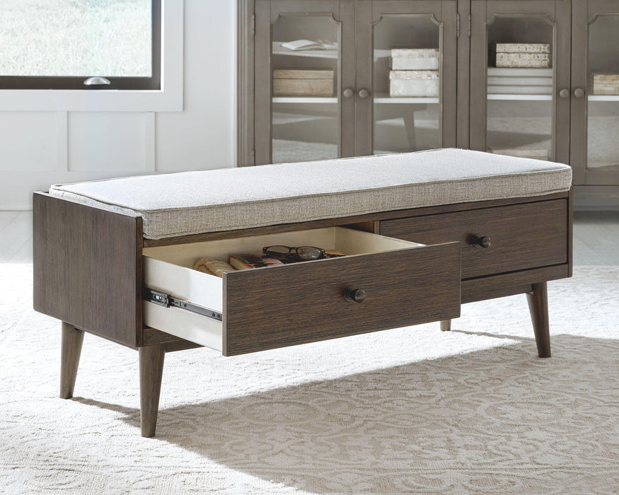 Chetfield - Storage Bench