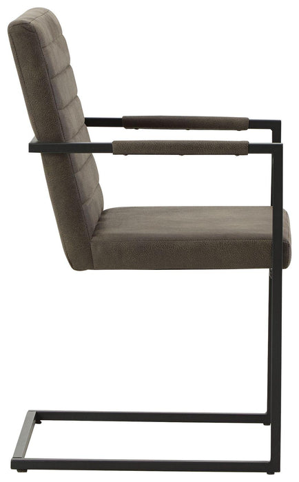 Strumford - Dining Uph Arm Chair (2/cn)