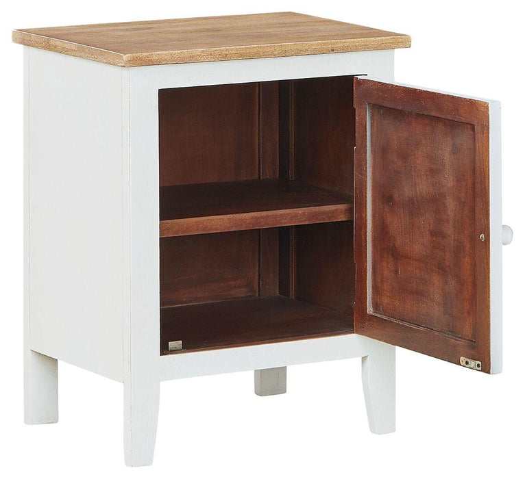 Gylesburg - Accent Cabinet