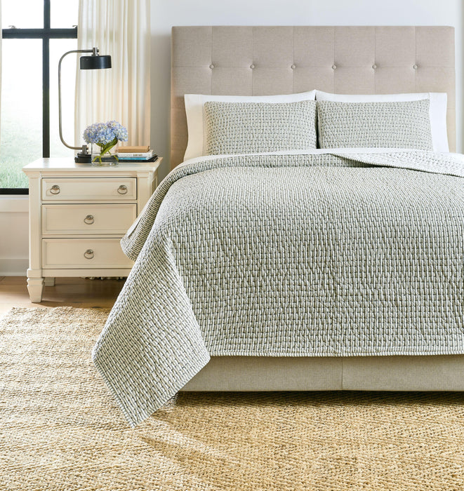 Doralia - Coverlet Set