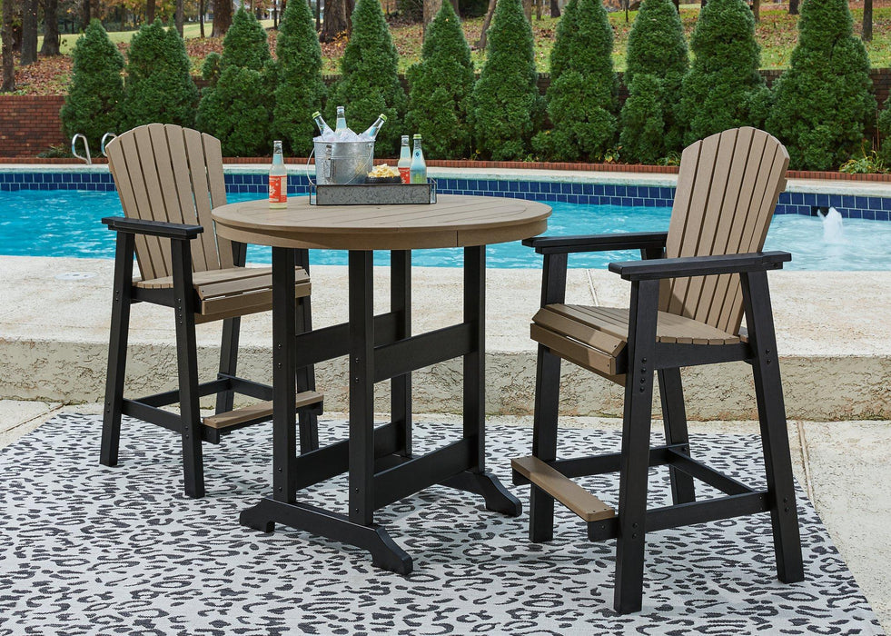 Fairen Trail 3-Piece Outdoor Dining Set