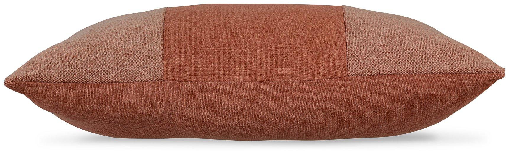 Dovinton Spice Pillow (Set of 4)