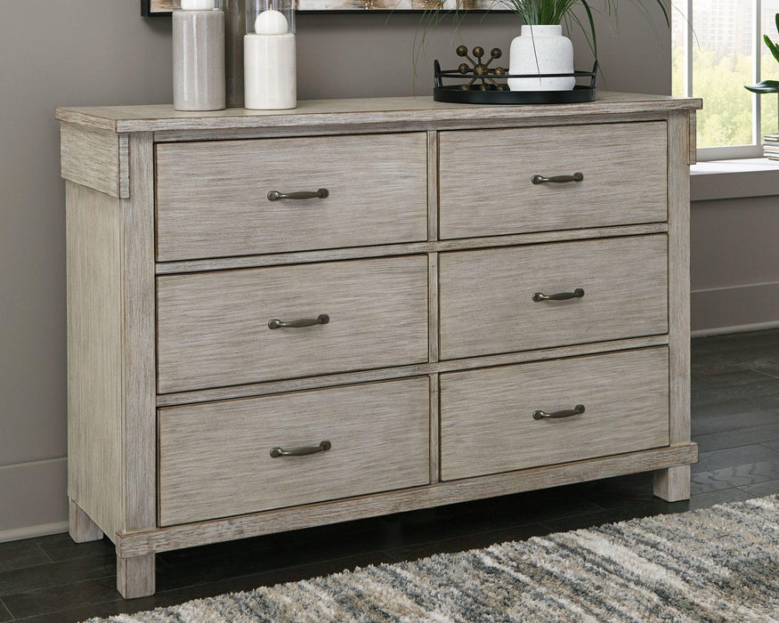 Hollentown - Bedroom Set