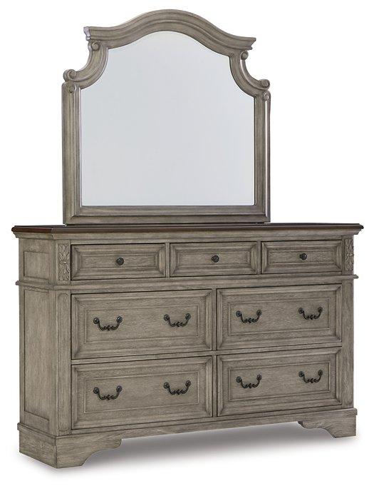 Lodenbay Dresser