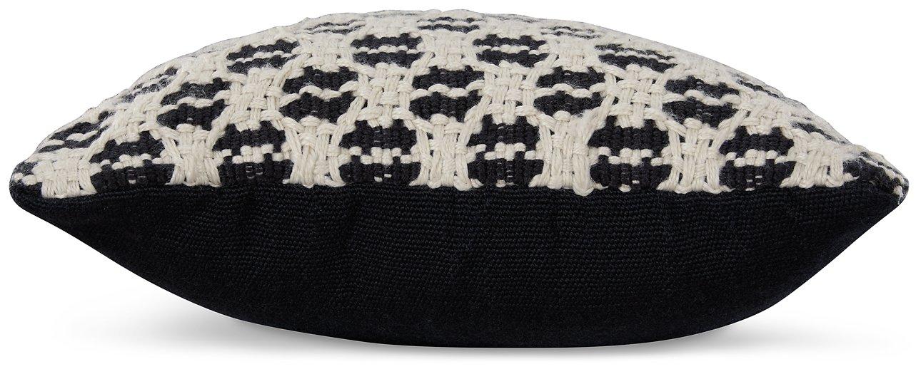 Bealer Black/Tan Pillow (Set of 4)