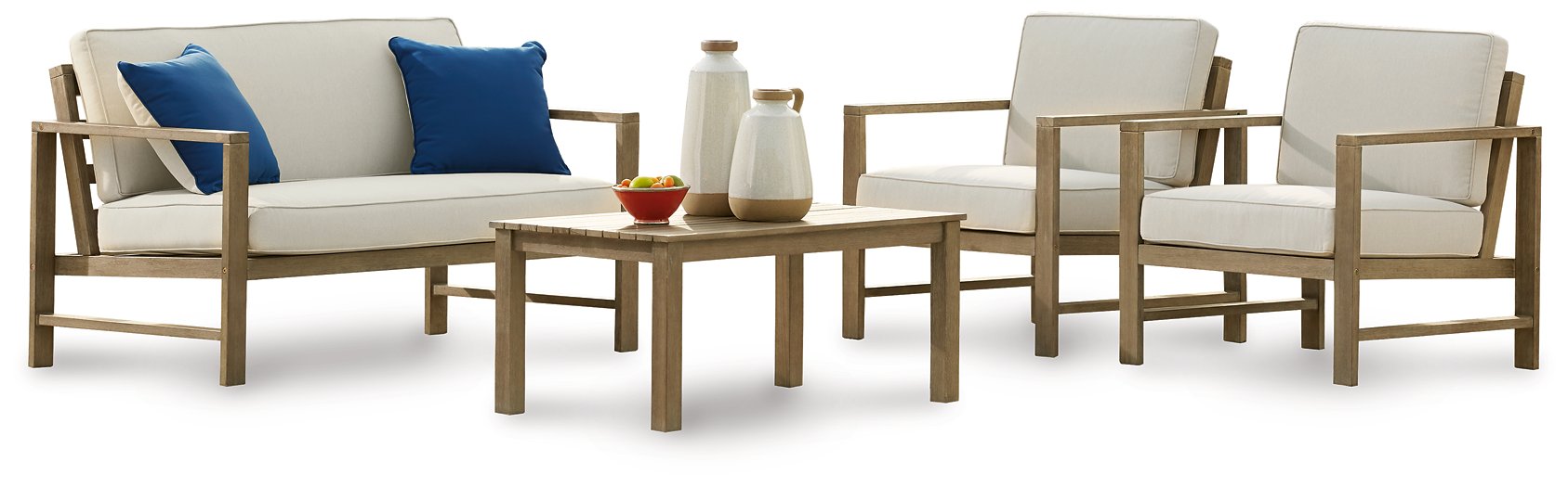 Fynnegan 4-Piece Outdoor Seating Package