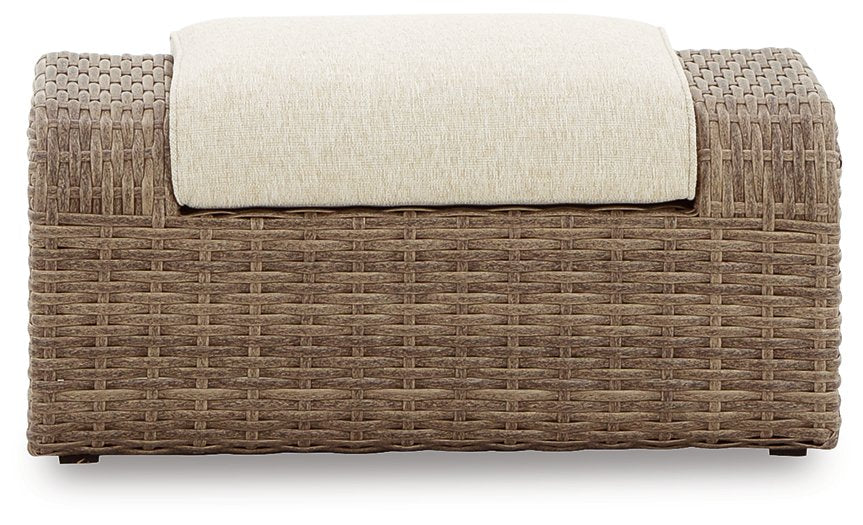 Sandy Bloom 4-Piece Outdoor Upholstery Package