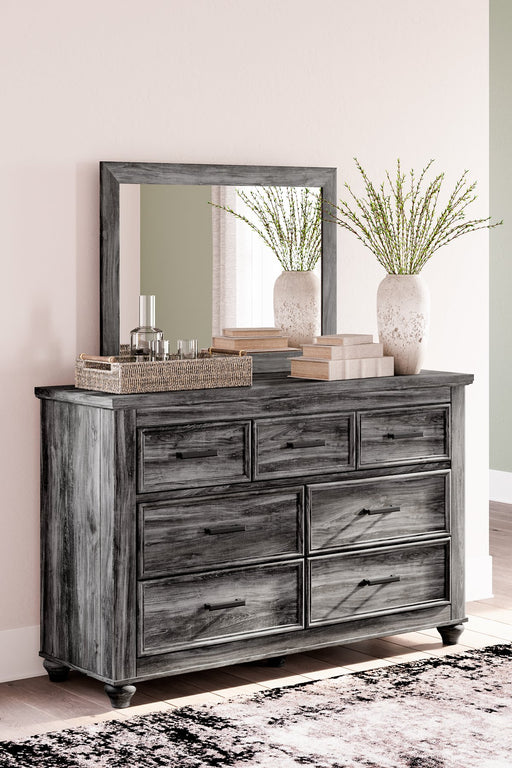 Thyven Dresser and Mirror image