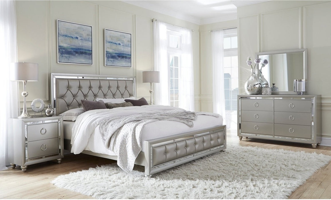 Global Furniture Riley Silver Tufted Full Bed